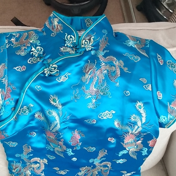 Dress - Picture 2 of 4